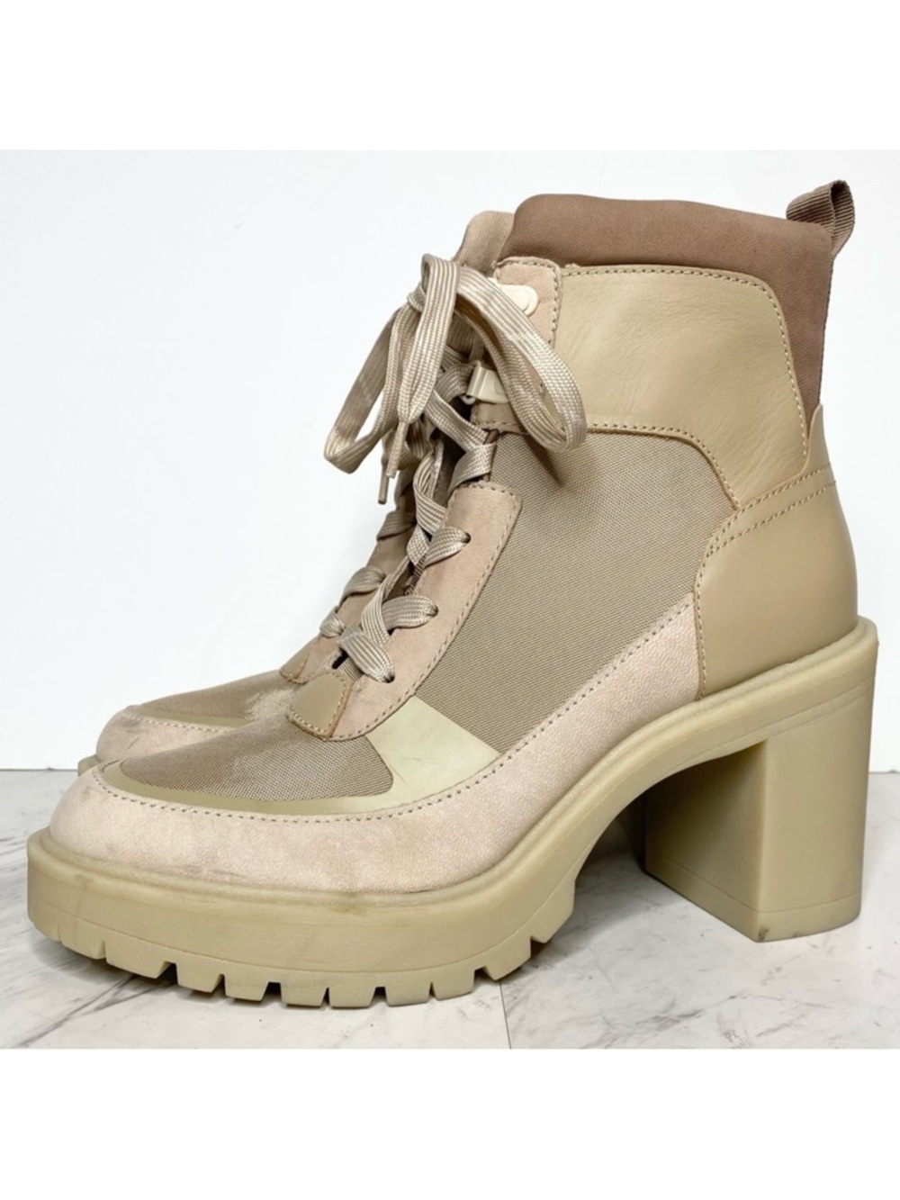 Dolce Vita Collin Tan Lace Up Heeled Bootie 9